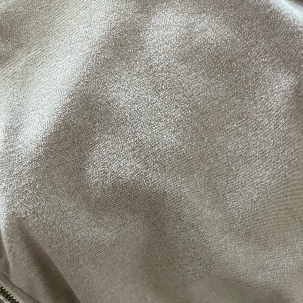 Vuori Taupe Lounge Pants - Picture 4 of 4